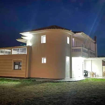 Erdilna Villa *
