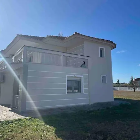 Erdilna Villa Tagarades